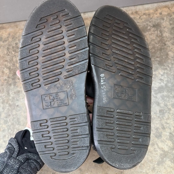 Dr. Martens Clarissa Sandals Size 8 - Picture 10 of 12